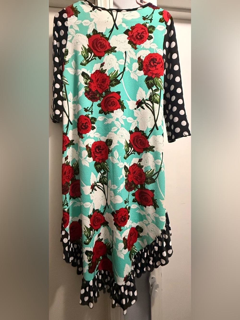Floral Ruffle Hi-Low Blouse in Aqua and Red by - Picture 4 of 4